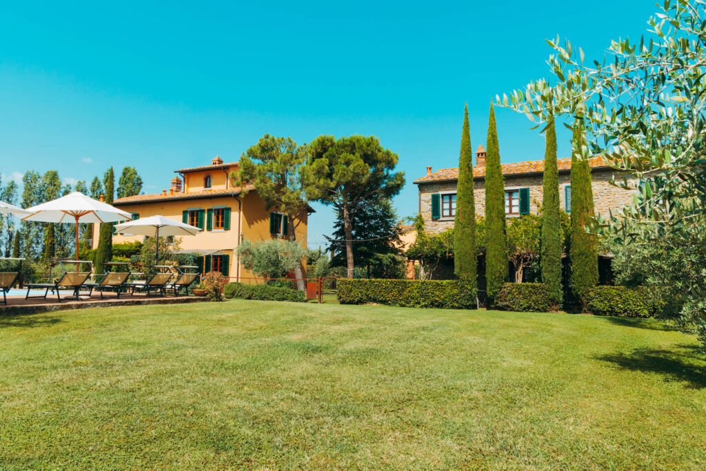 agriturismo a Cortona con piscina ideale per visitare la Toscana